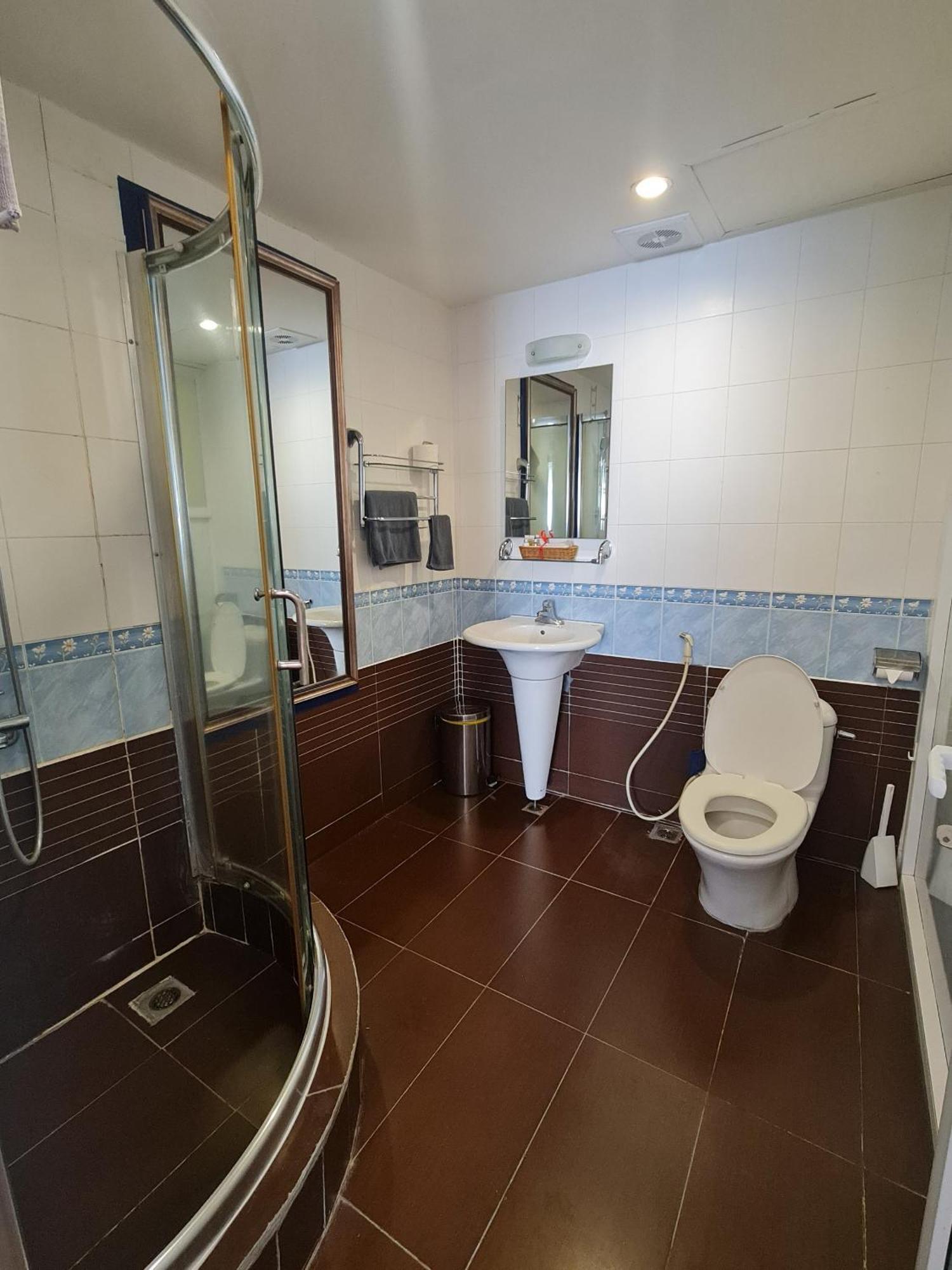 Palm Garden Westlake Apartment Hanoi